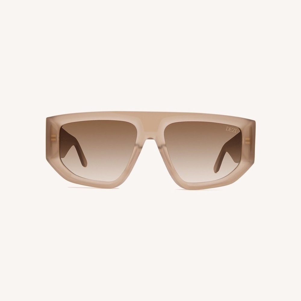 DEZI BackTrack Sunglasses in Honey Maple